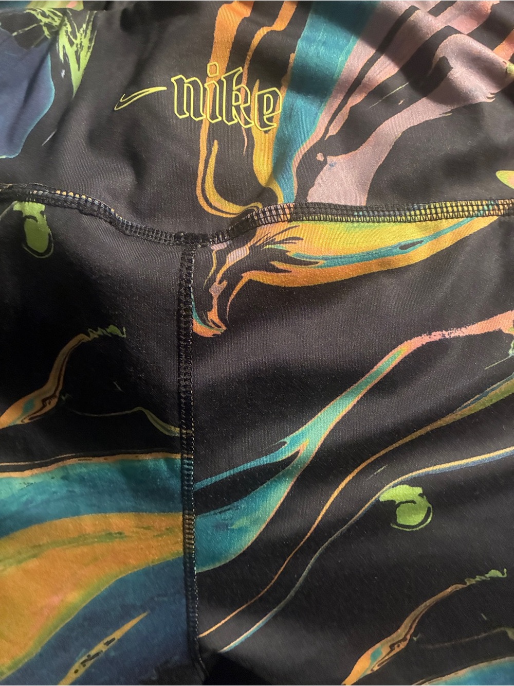 Nike One Luxe Dri-FIT 7/8 Leggings Plus Size 2X Neon Aurora Marble Swirl - Picture 3 of 8